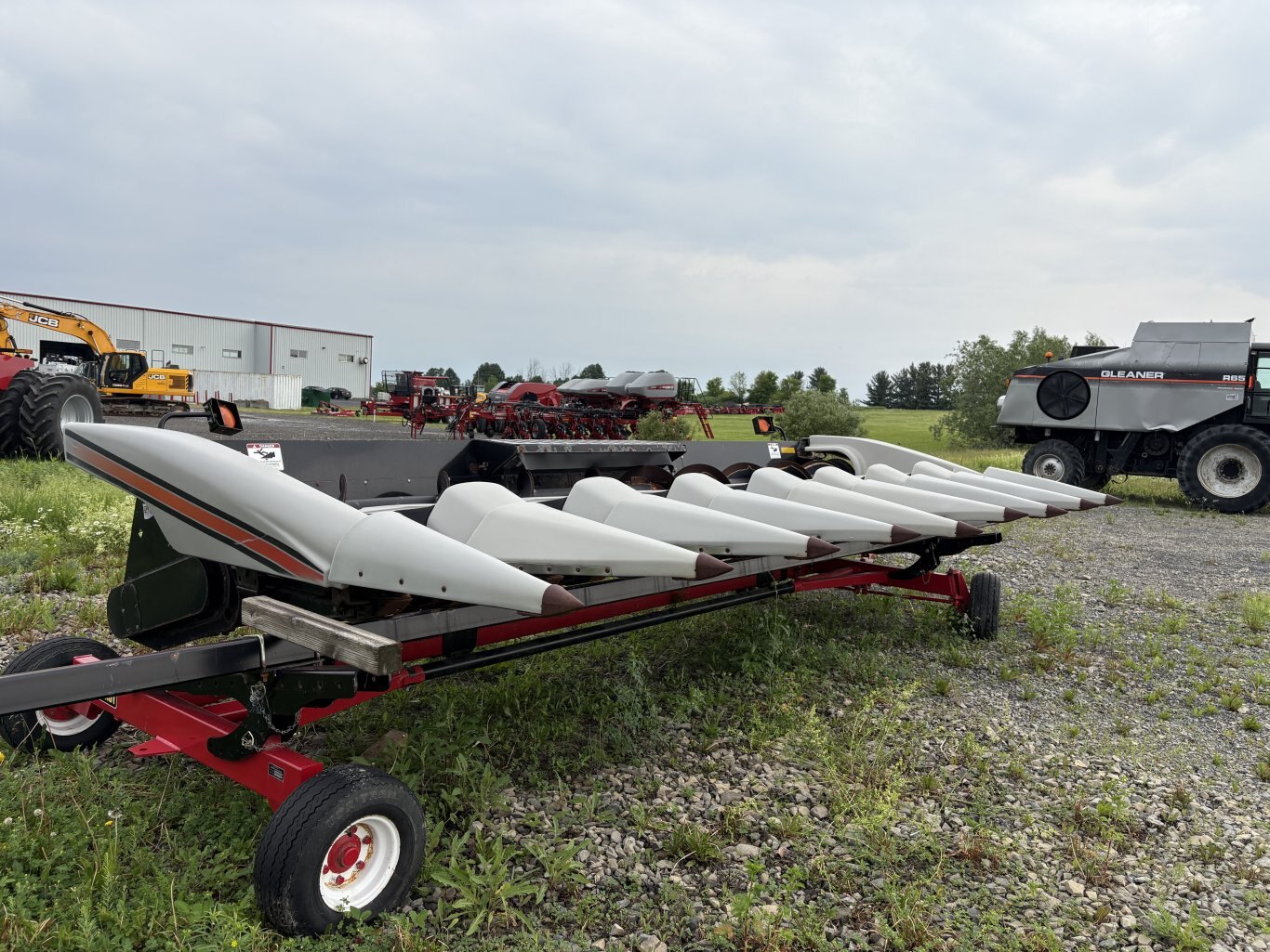 GLEANER 830