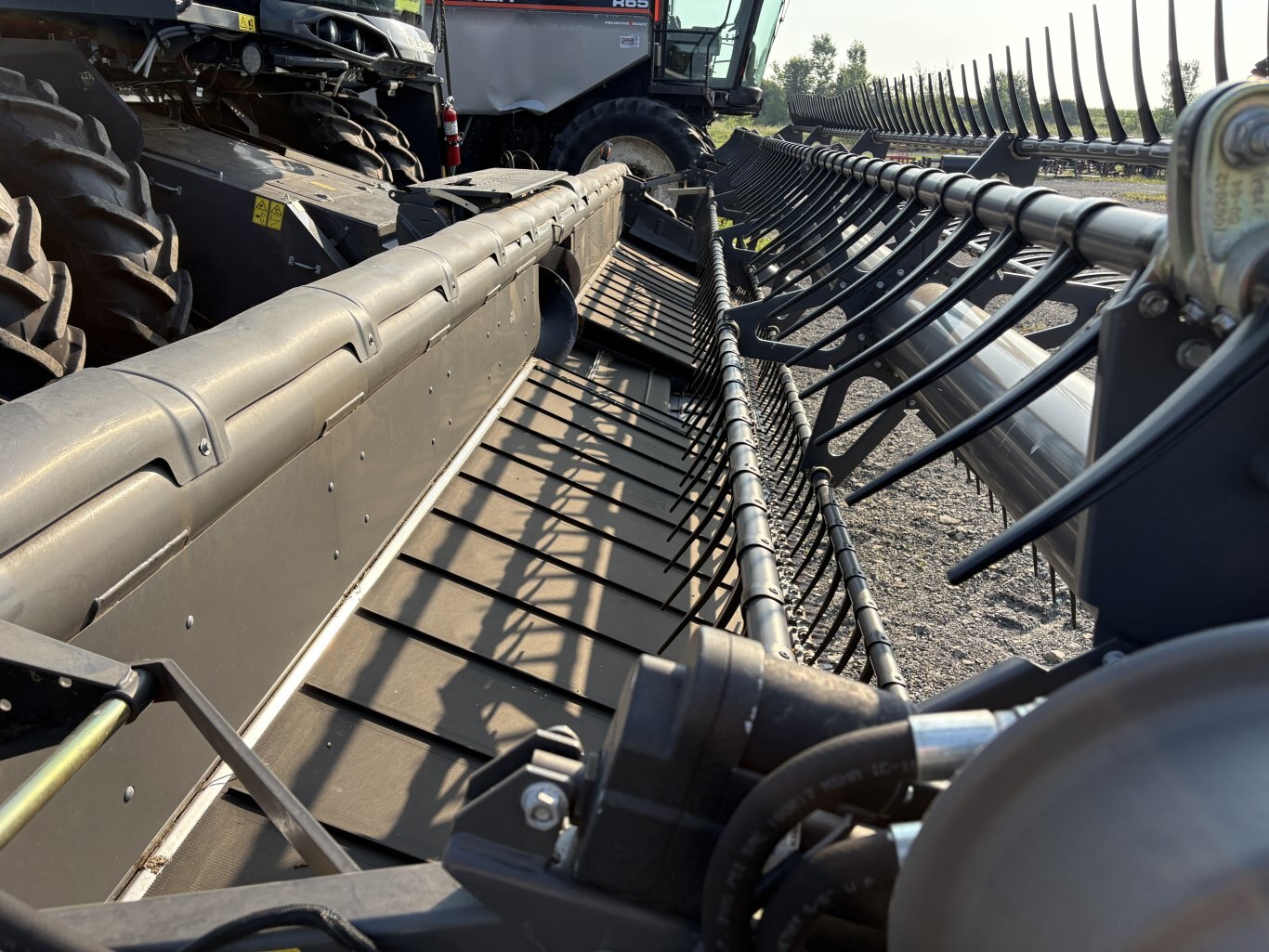 GLEANER 9255 DynaFlex Draper Headers