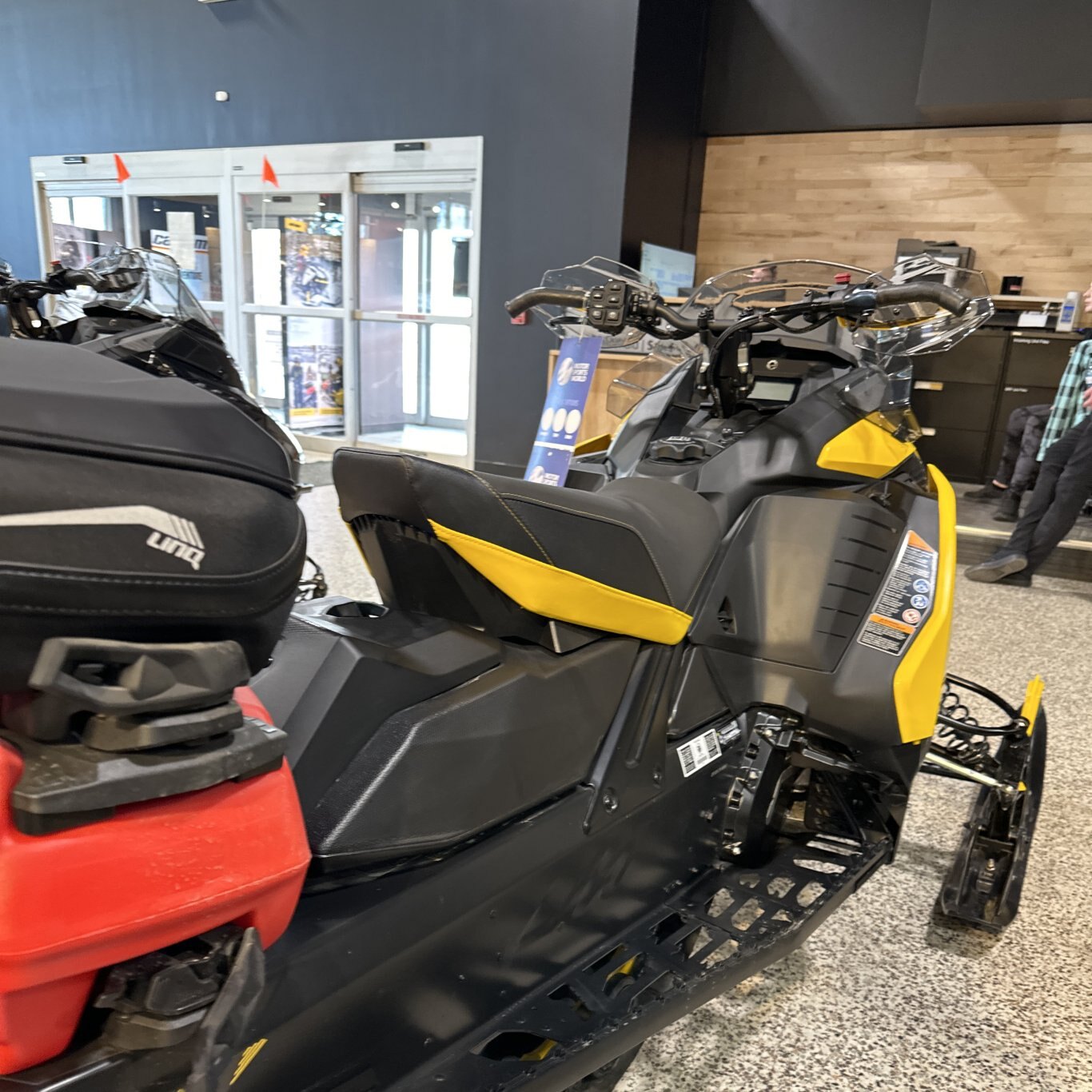 2024 Ski Doo MXZ 137 850 E TEC Adreneline