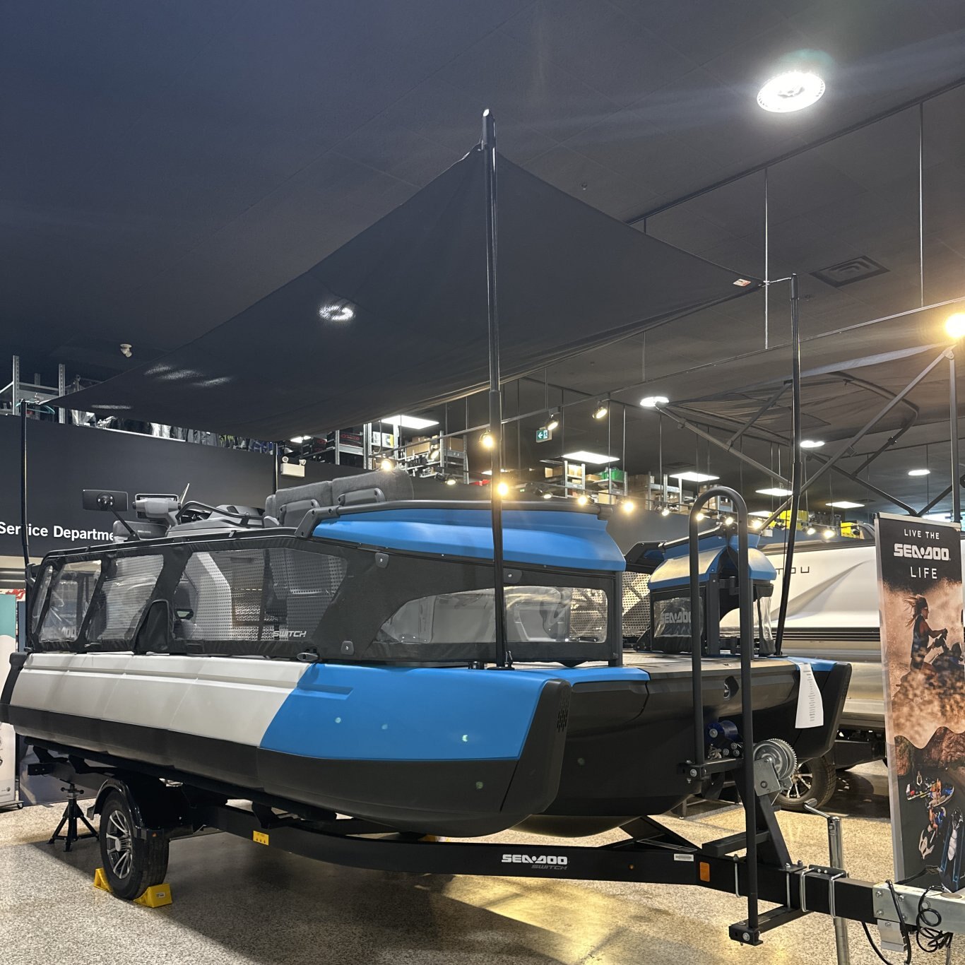 2023 Sea Doo Switch 19 170 hp Caribbean Blue