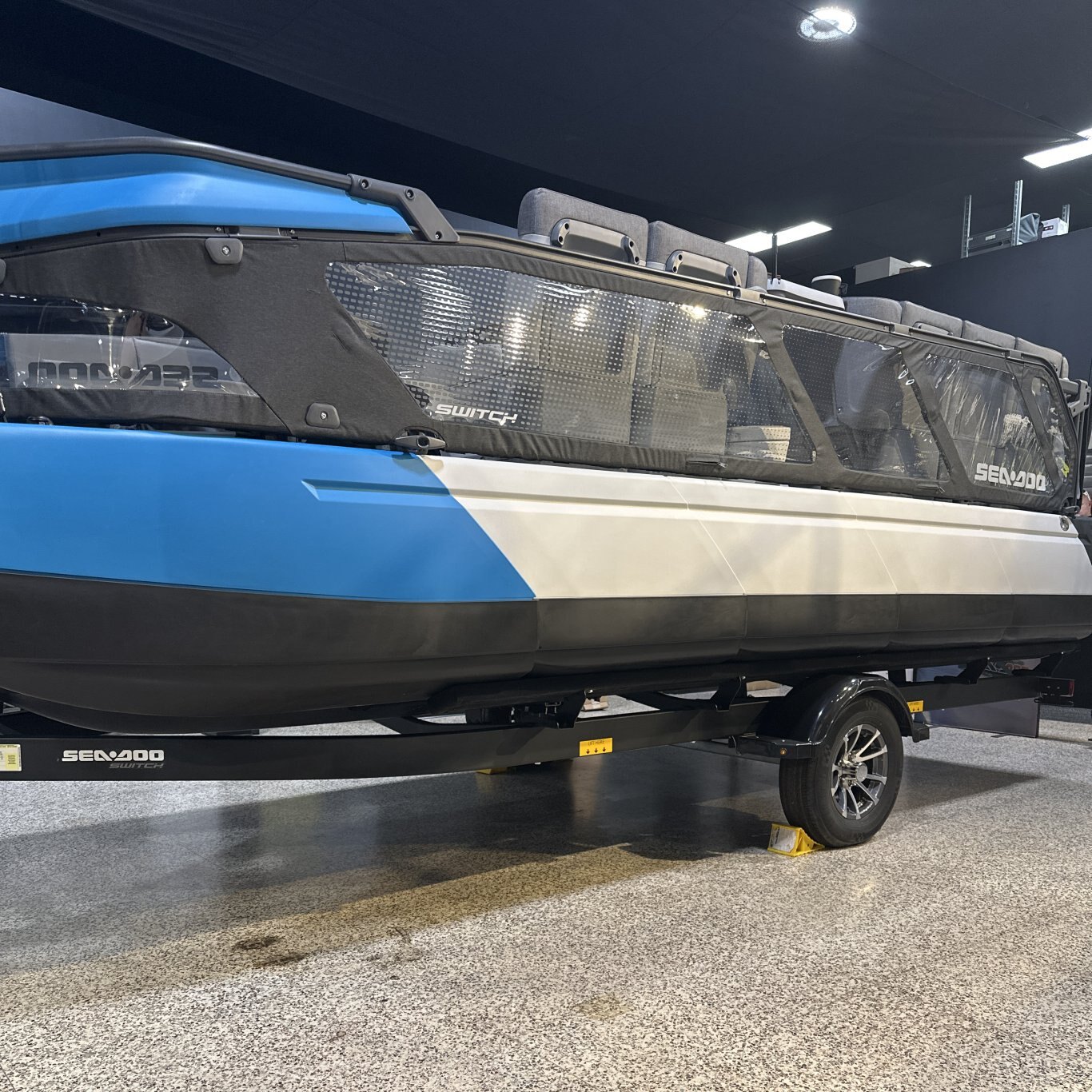 2023 Sea Doo Switch 19 170 hp Caribbean Blue