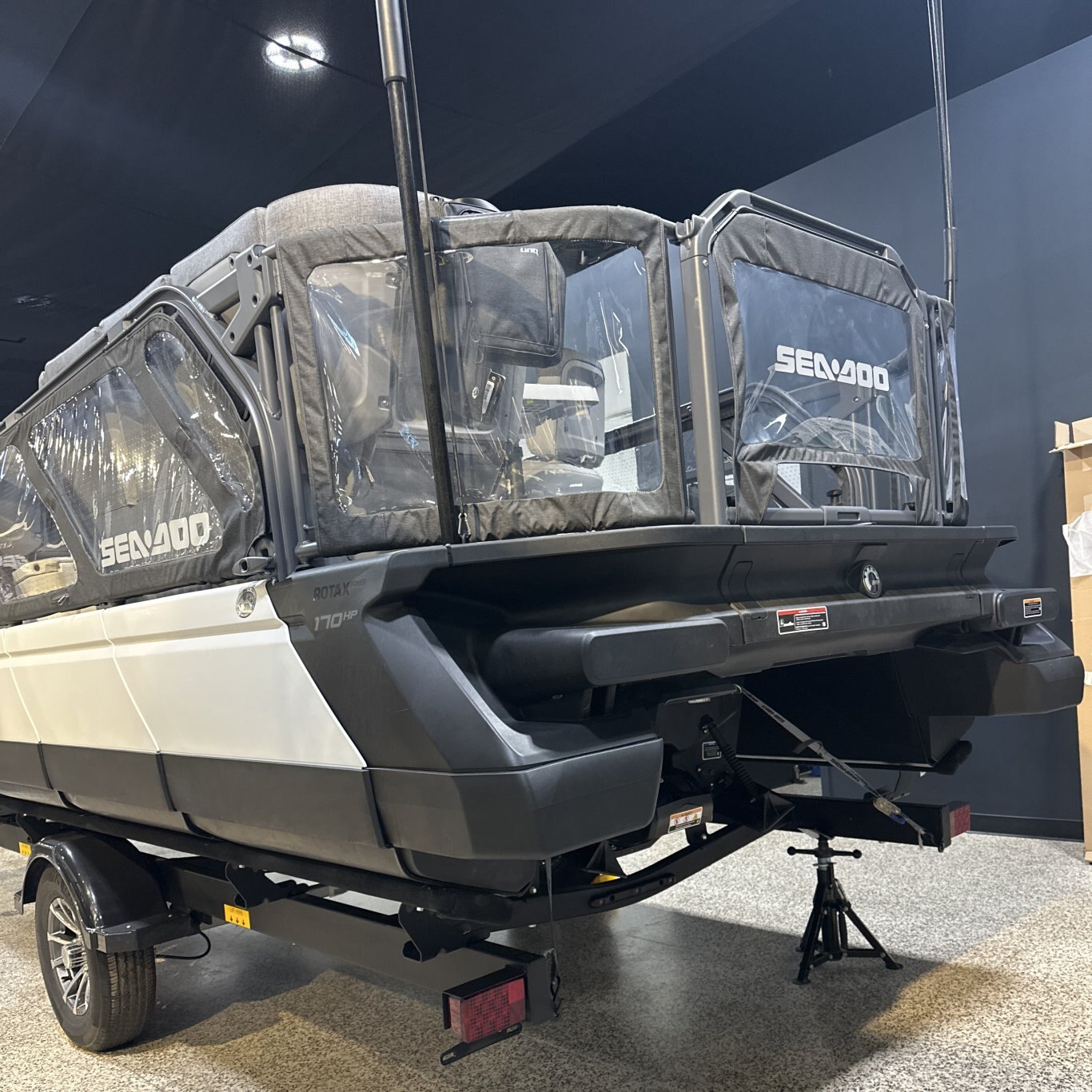 2023 Sea Doo Switch 19 170 hp Caribbean Blue