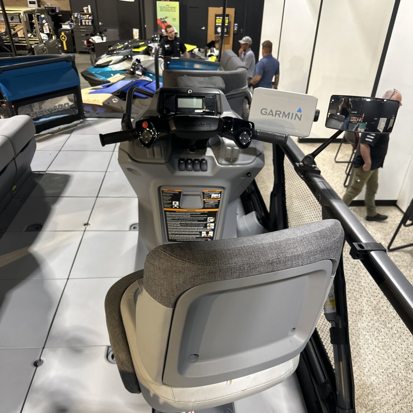 2023 Sea Doo Switch 19 170 hp Caribbean Blue