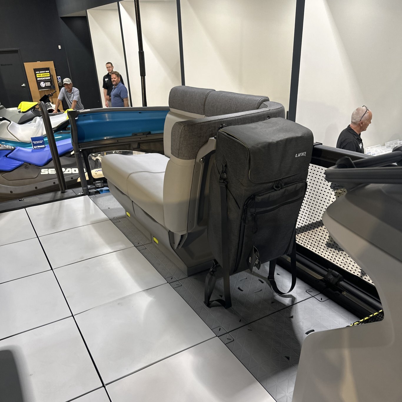 2023 Sea Doo Switch 19 170 hp Caribbean Blue