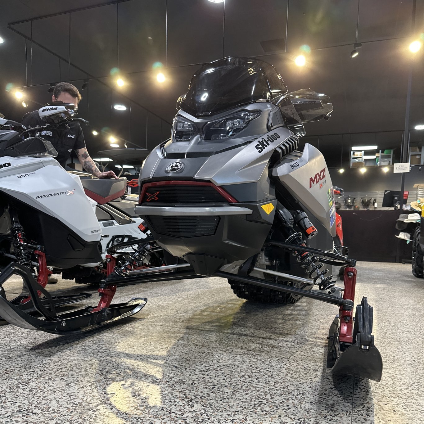 2023 Ski Doo MXZ X RS Rotax® 850 E TEC® Platinum Silver/Spartan Red