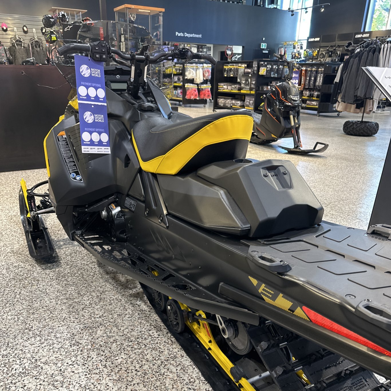 2024 Ski Doo Renegade Adrenaline Rotax® 900 ACE™ Neo Yellow