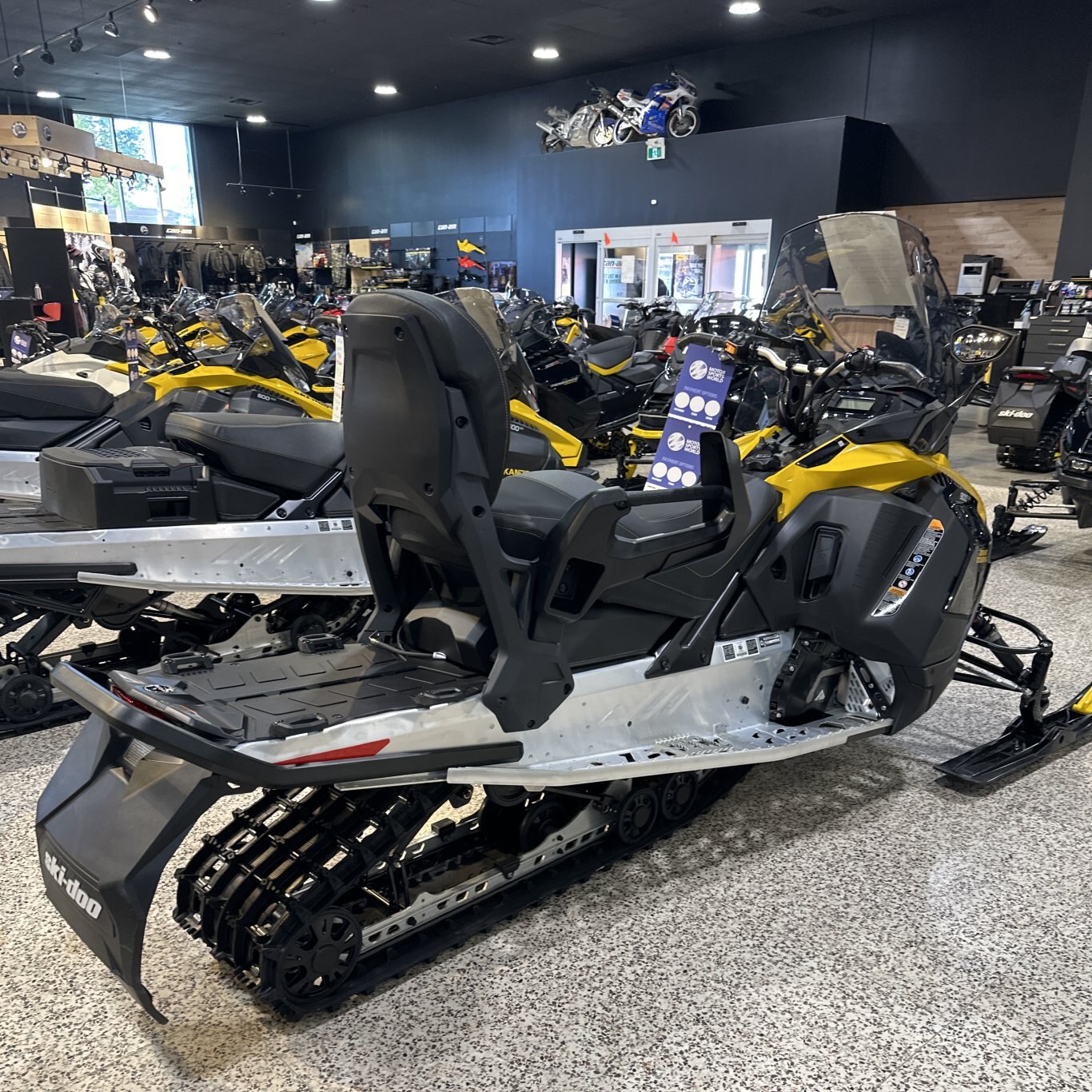 2024 Ski Doo Grand Touring Sport Rotax® 900 ACE™