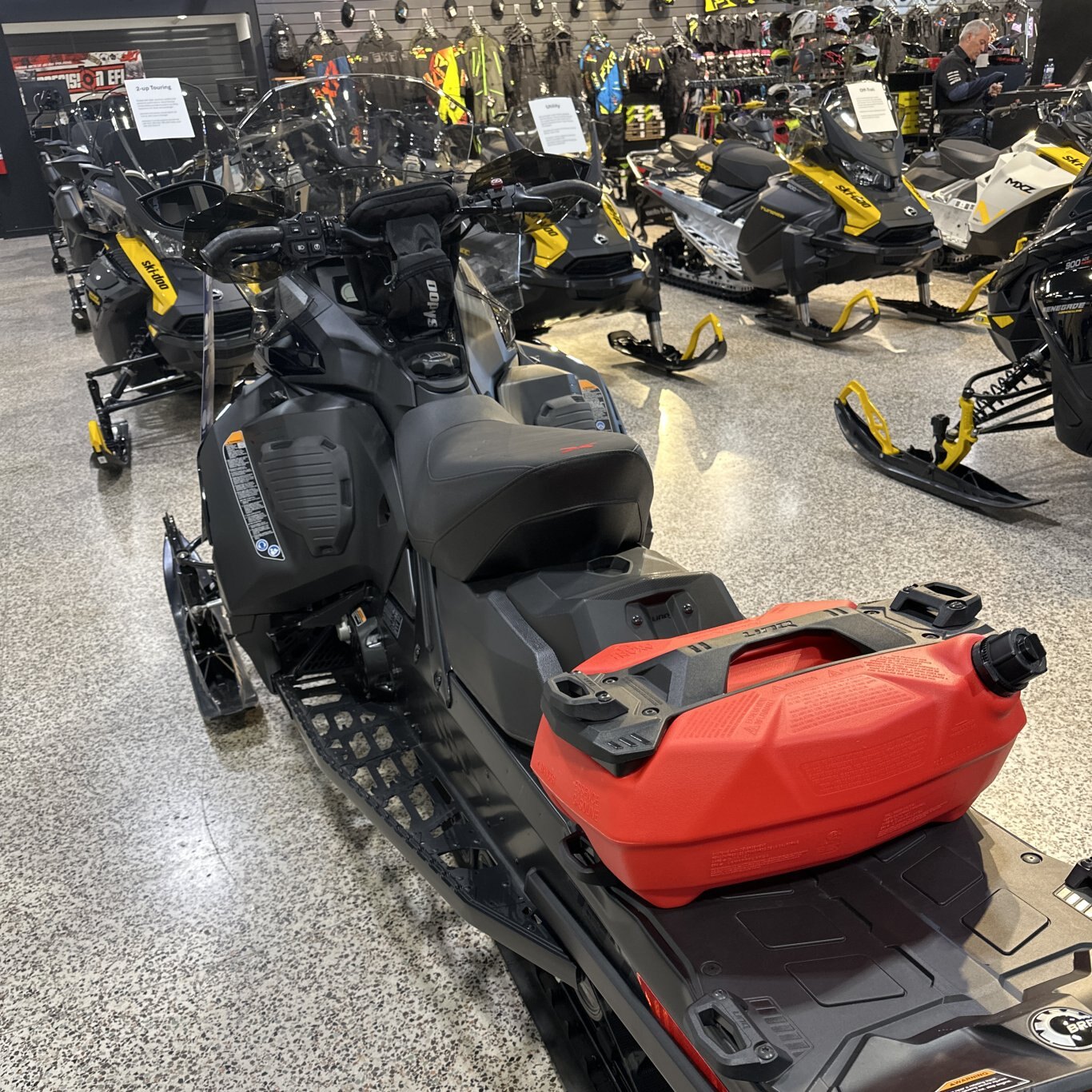 2024 Ski Doo Renegade X Rotax® 900 ACE™ Turbo R Black