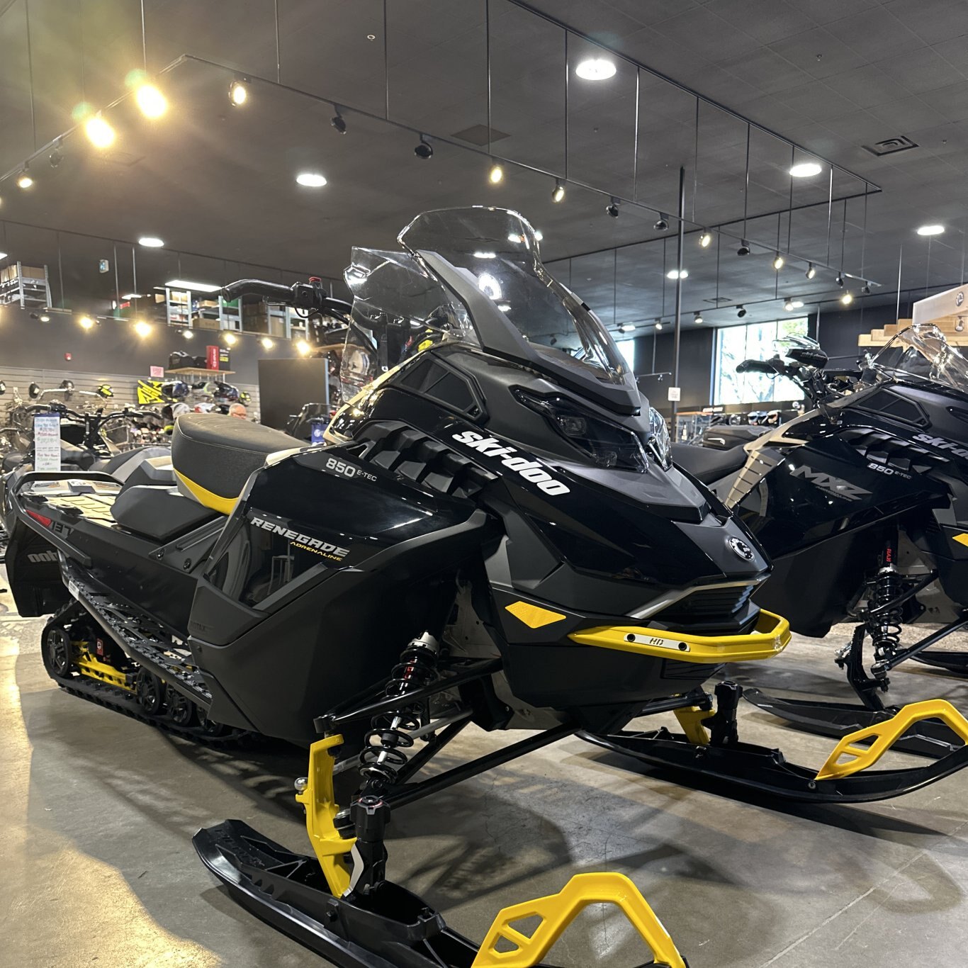 2024 Ski-Doo Renegade Adrenaline with Enduro Package Rotax® 850 E-TEC®