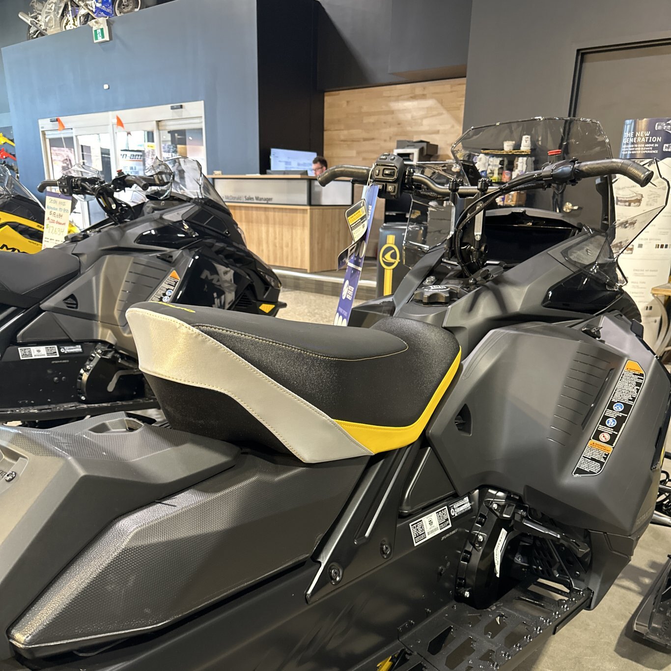 2024 Ski Doo Renegade Adrenaline with Enduro Package Rotax® 850 E TEC®