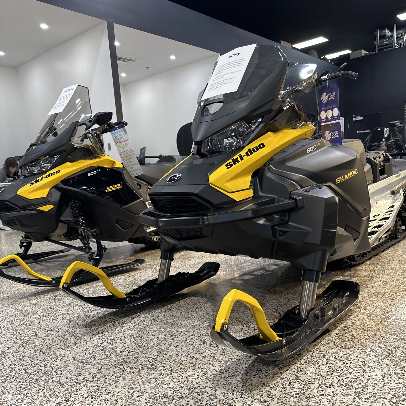 2024 Ski-Doo Skandic Sport 600 EFI