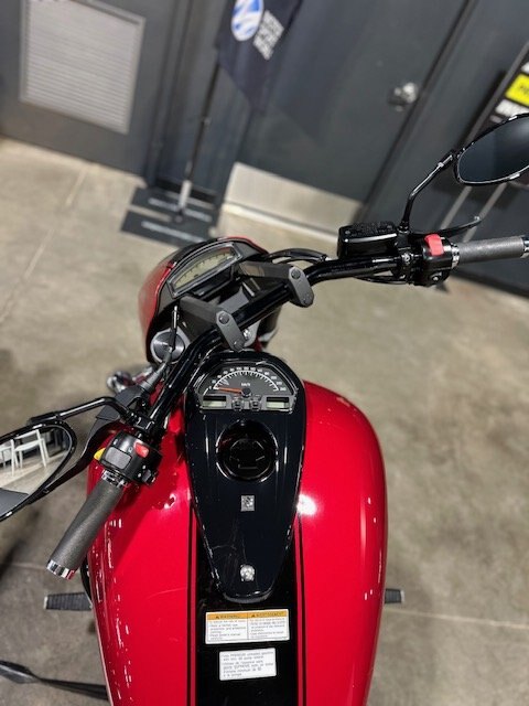 2024 Suzuki Boulevard M109R Candy Daring Red / Glass Sparkle Black