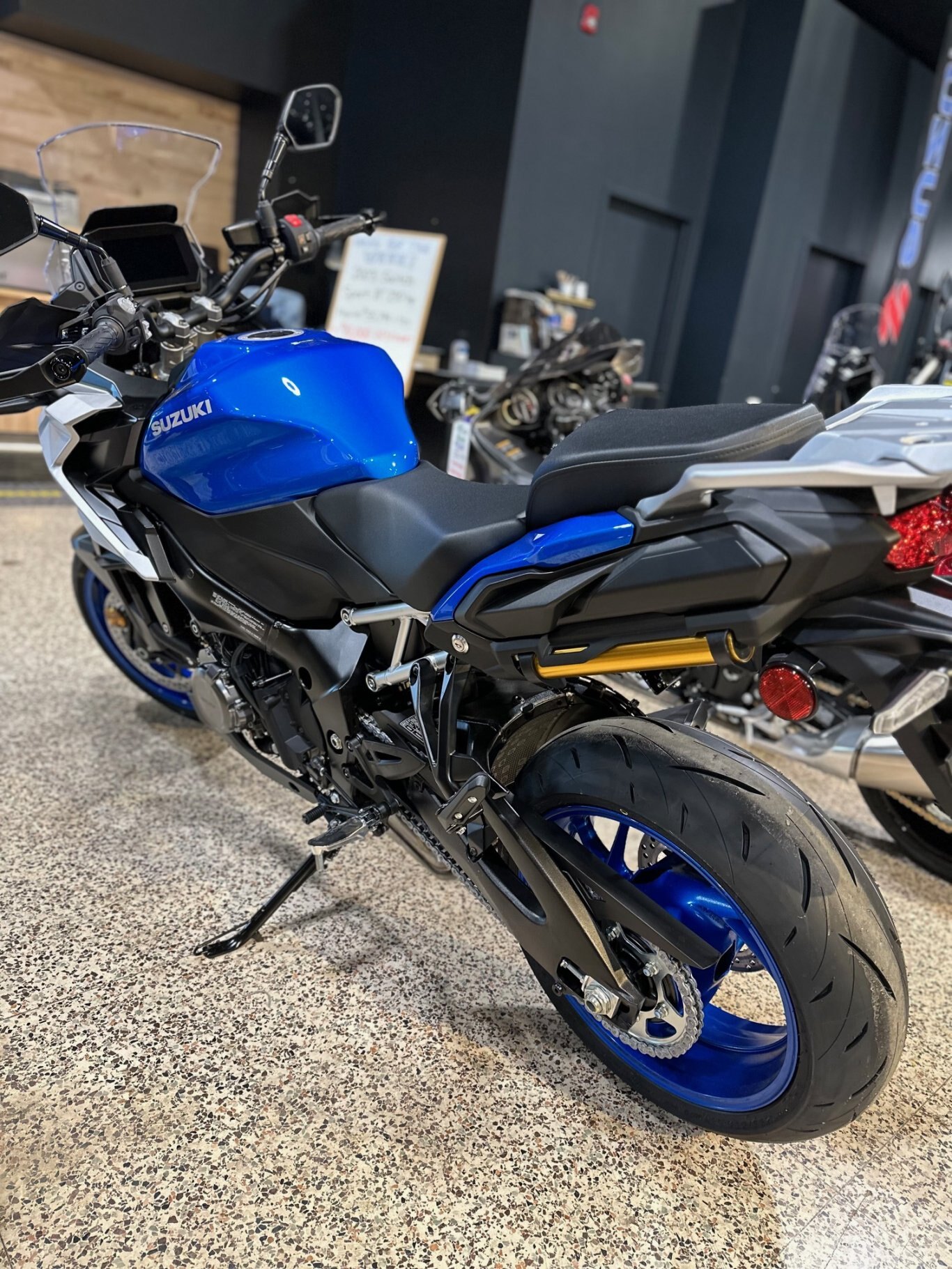 2024 Suzuki GSX S1000GX Metallic Triton Blue