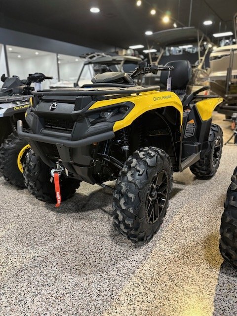 2024 Can-Am OUTLANDER MAX XT 700 Neo-yellow