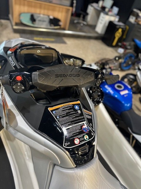 2024 Sea Doo GTX Limited 300 white pearl premium