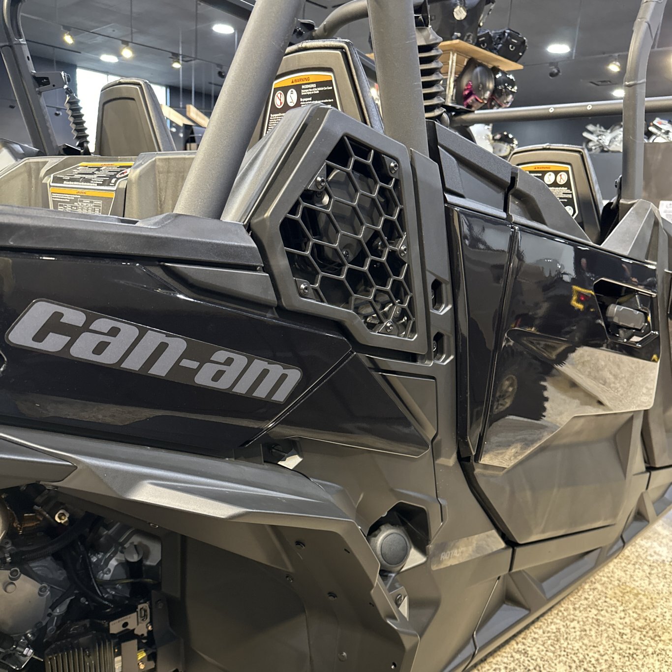 2025 Can Am MAVERICK SPORT MAX DPS 1000R Triple Black