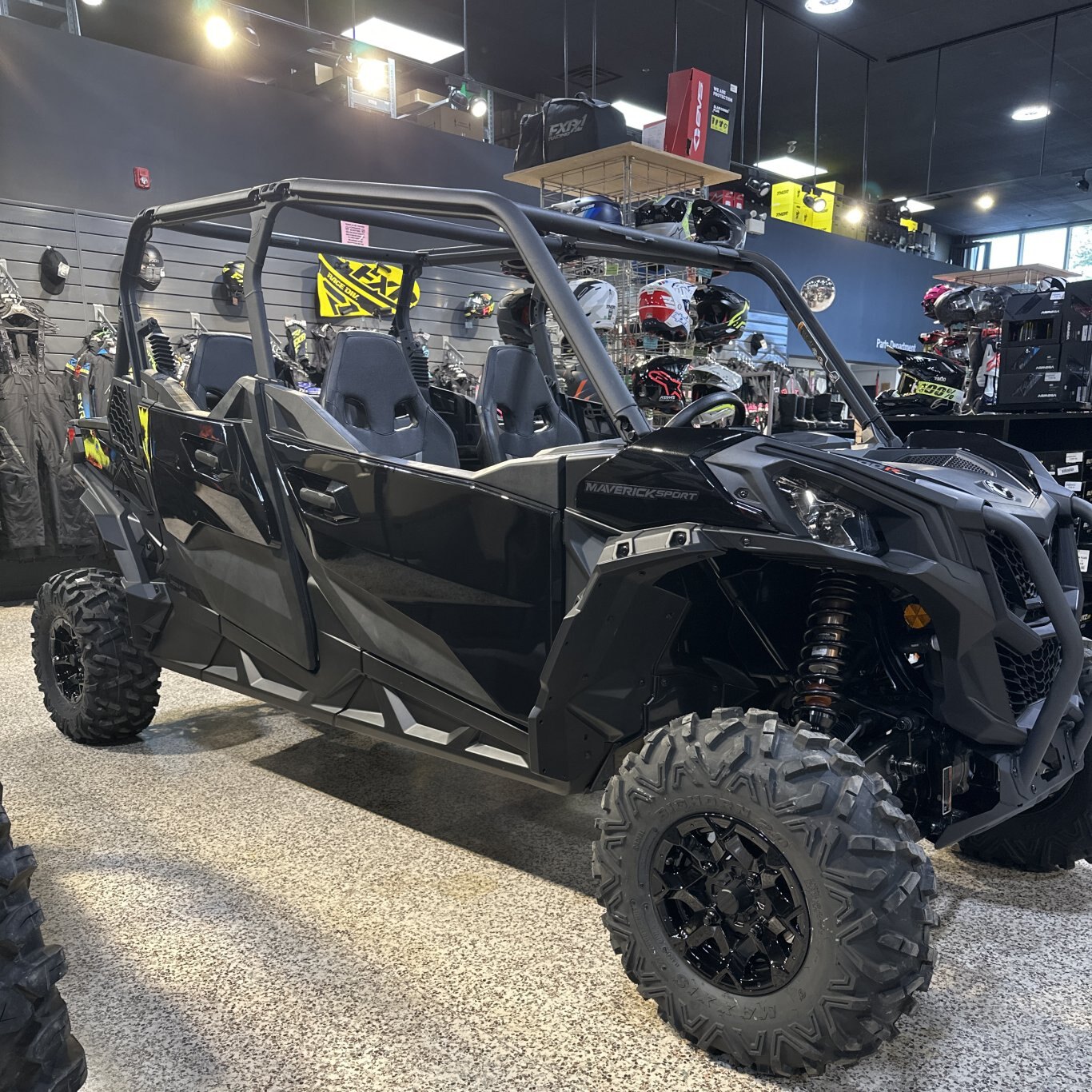 2025 Can Am MAVERICK SPORT MAX DPS 1000R Triple Black