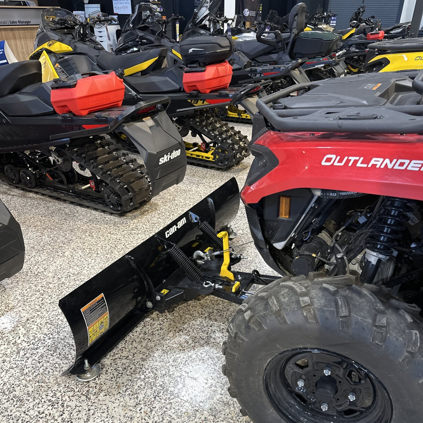 2023 Can Am OUTLANDER DPS 500 Legion Red