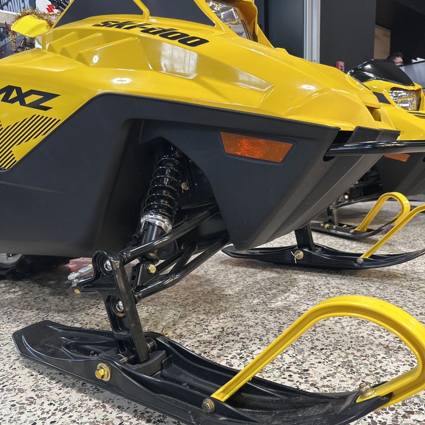 2025 Ski Doo MXZ 200cc 4 stroke NEO YELLOW