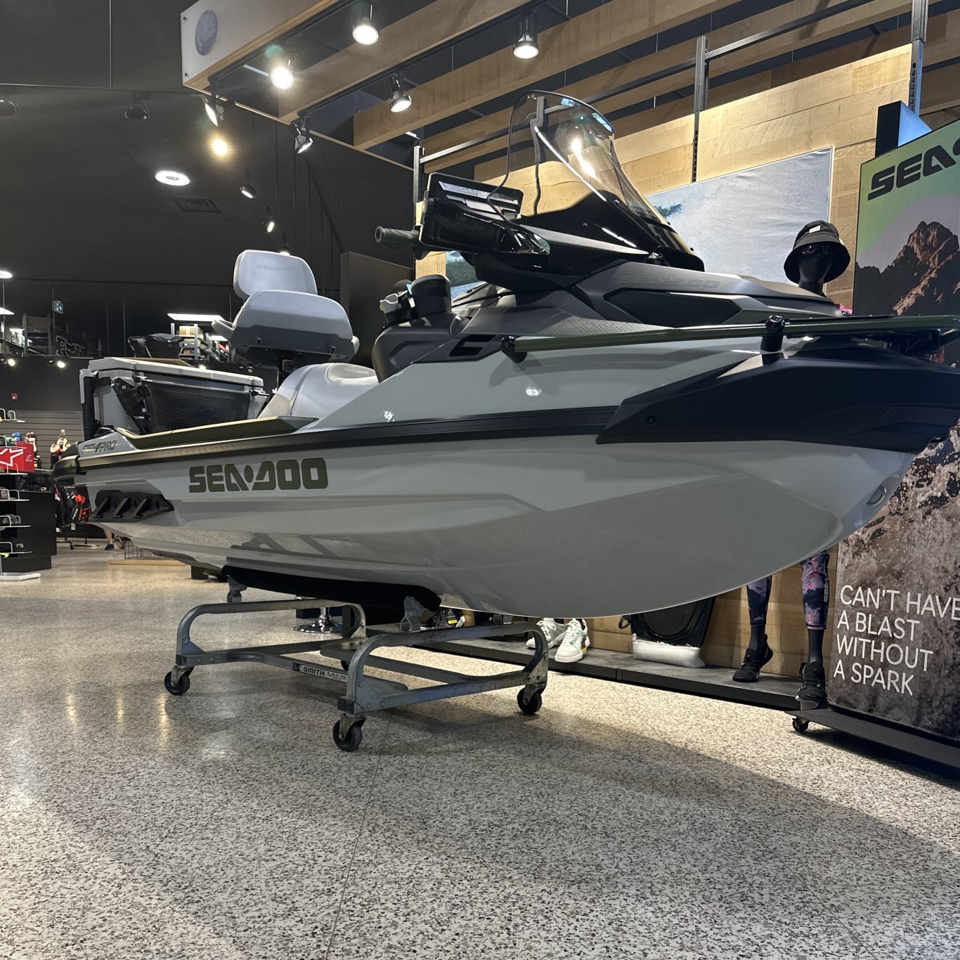 2025 Sea Doo FishPro Apex 300 W/ Sound SHARK GREY / NORI GREEN