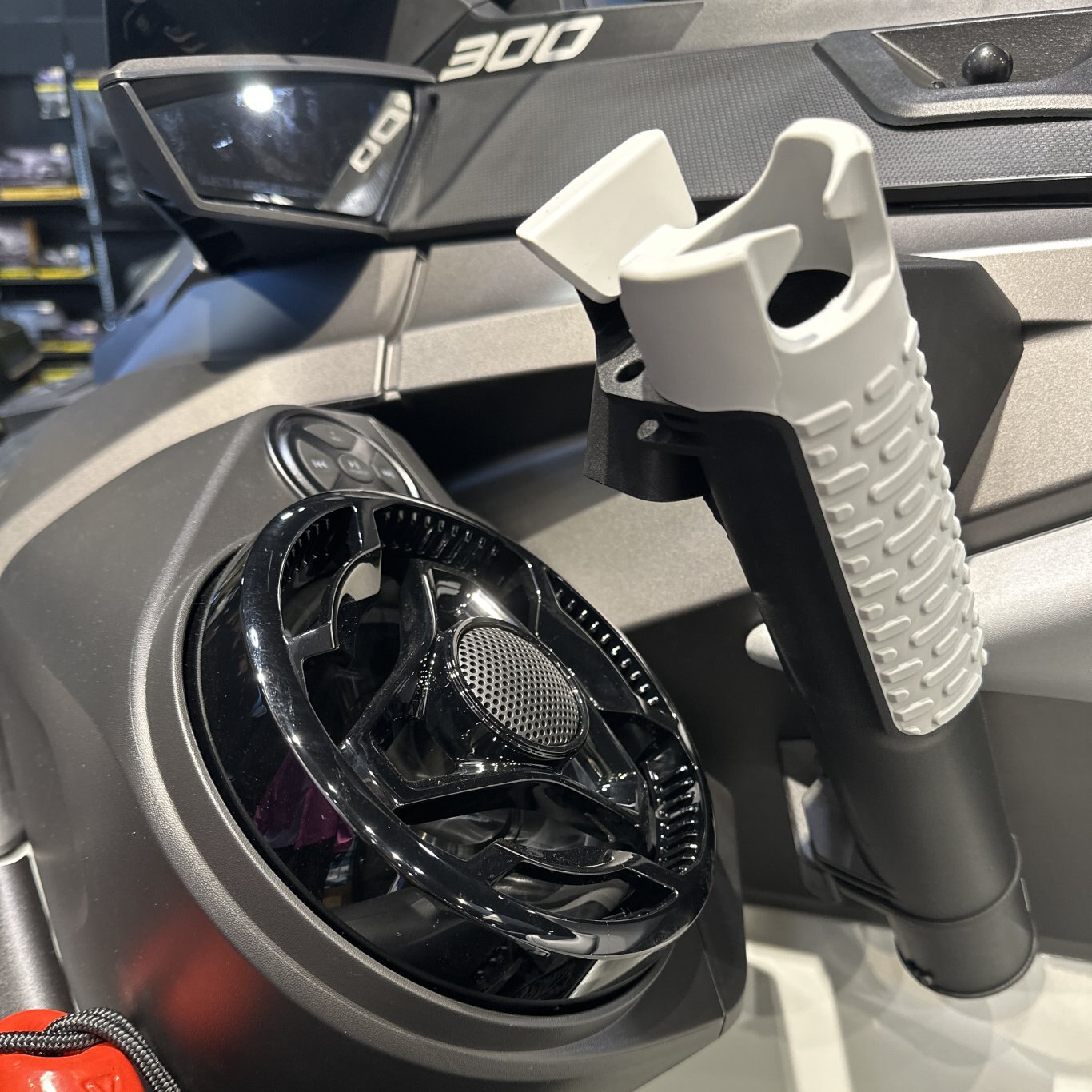 2025 Sea Doo FishPro Apex 300 W/ Sound SHARK GREY / NORI GREEN