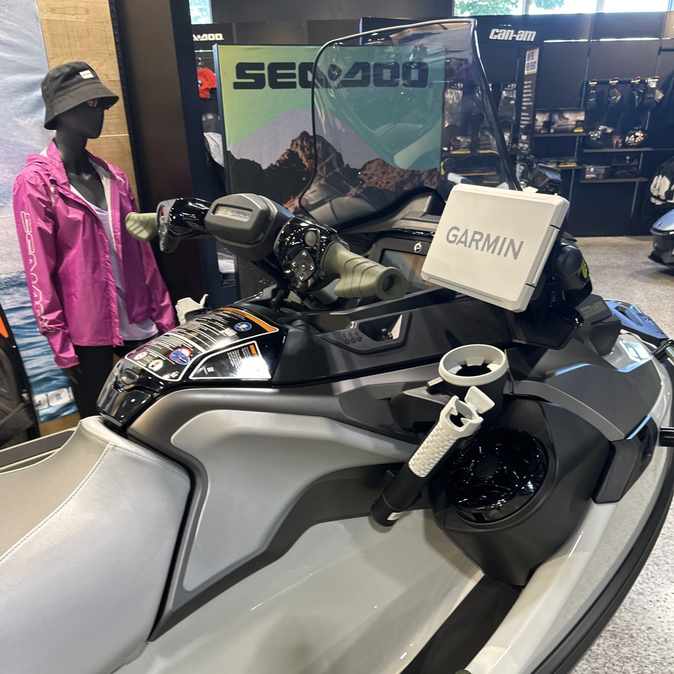 2025 Sea Doo FishPro Apex 300 W/ Sound SHARK GREY / NORI GREEN