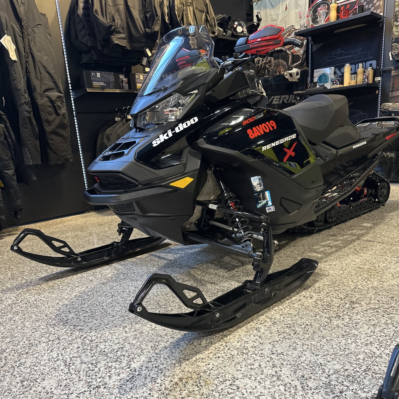 2022 Ski Doo Renegade X Rotax® 900 ACE™ Turbo R