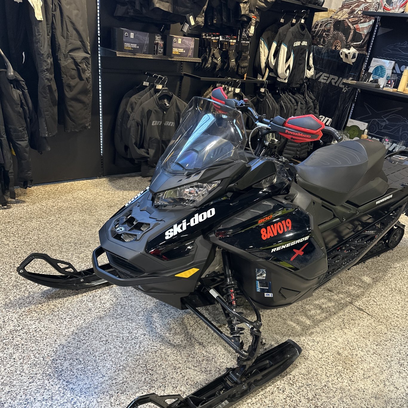 2022 Ski Doo Renegade X Rotax® 900 ACE™ Turbo R