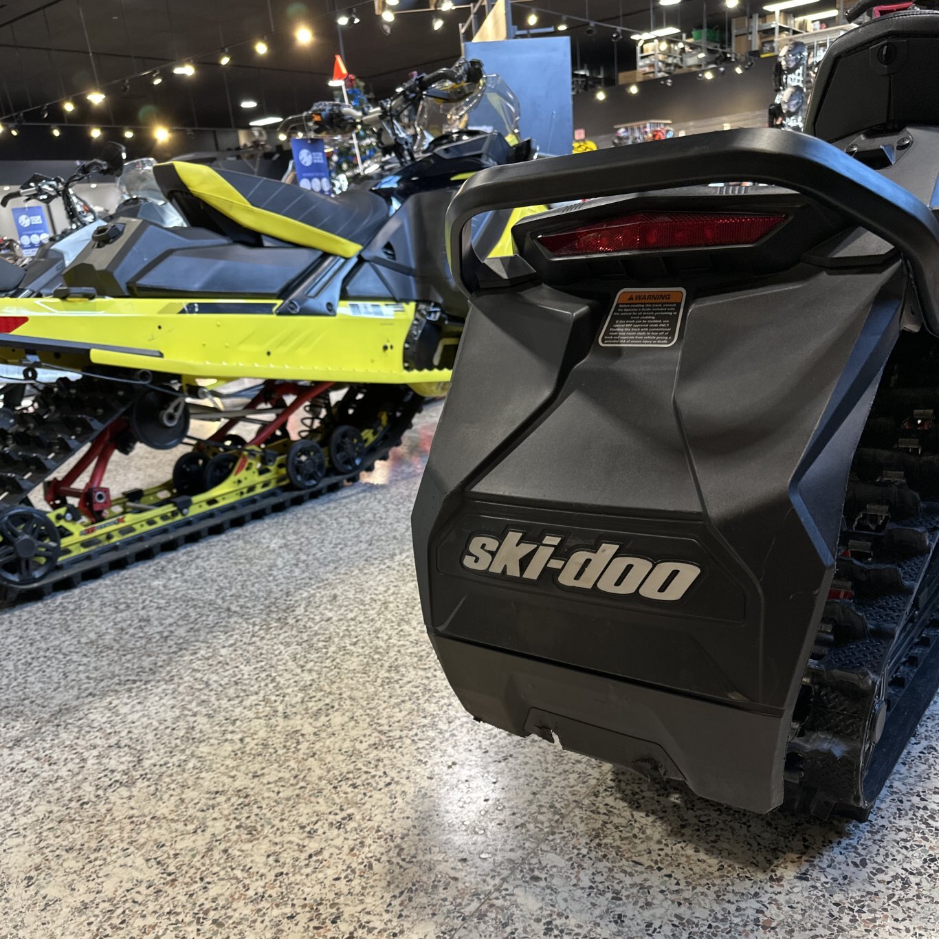 2022 Ski Doo Renegade X Rotax® 900 ACE™ Turbo R