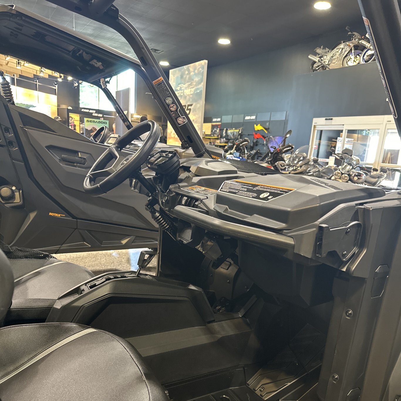 2025 Can Am Maverick Trail DPS 700