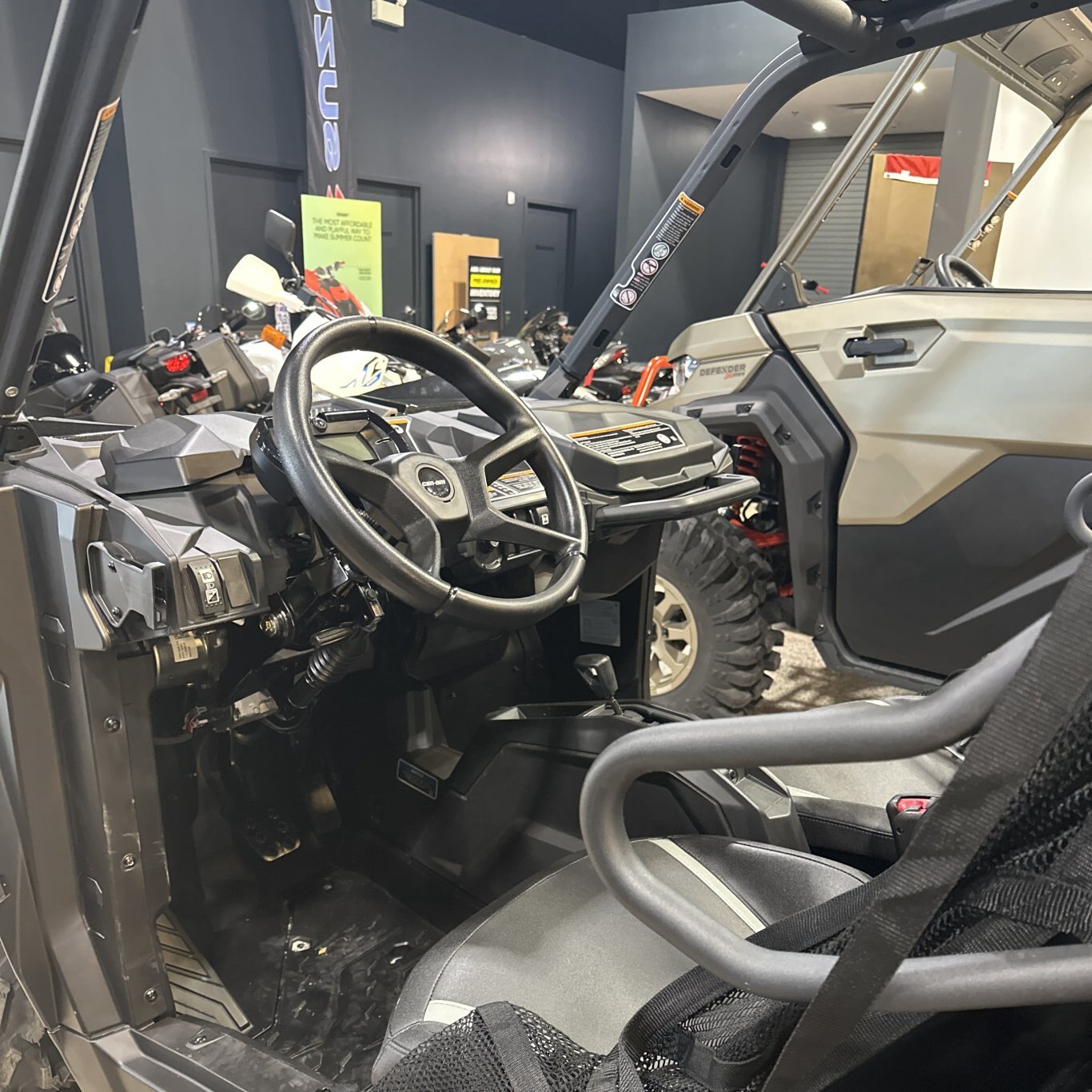 2025 Can Am Maverick Trail DPS 700