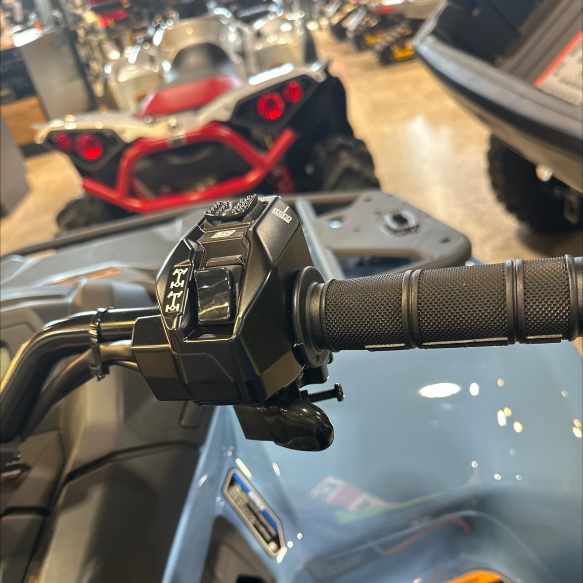 2025 Can Am Outlander XT 700 Scandi Blue