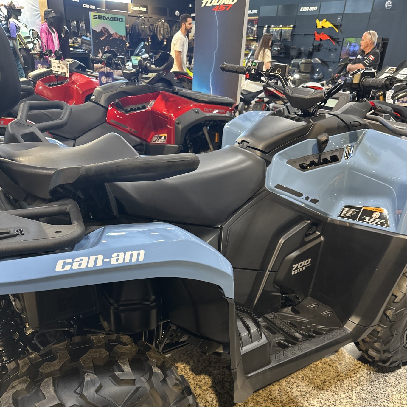 2025 Can Am Outlander MAX XT 700 Scandi Blue