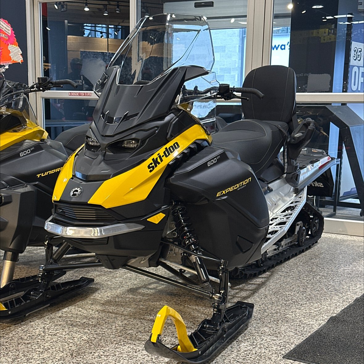 2026 Ski Doo Expedition Sport Rotax® 600 EFI