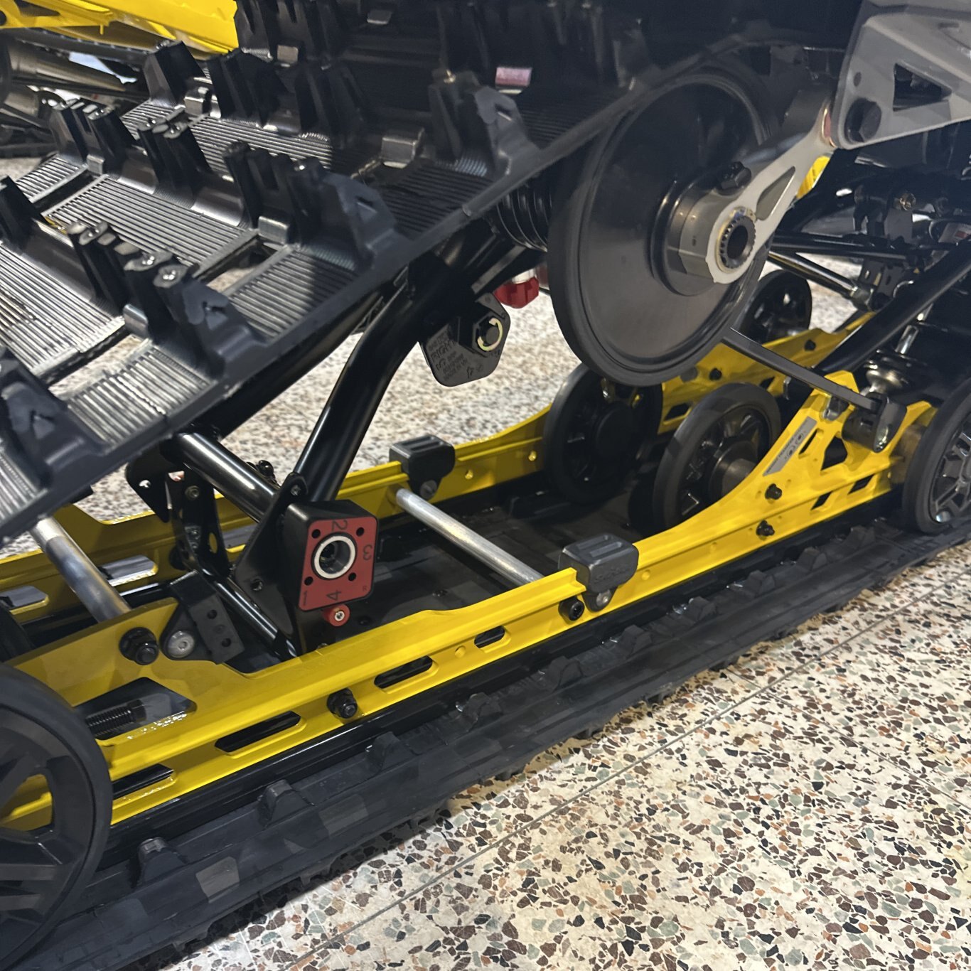 2026 Ski Doo MXZ Adrenaline with Blizzard Package Rotax® 850 E TEC