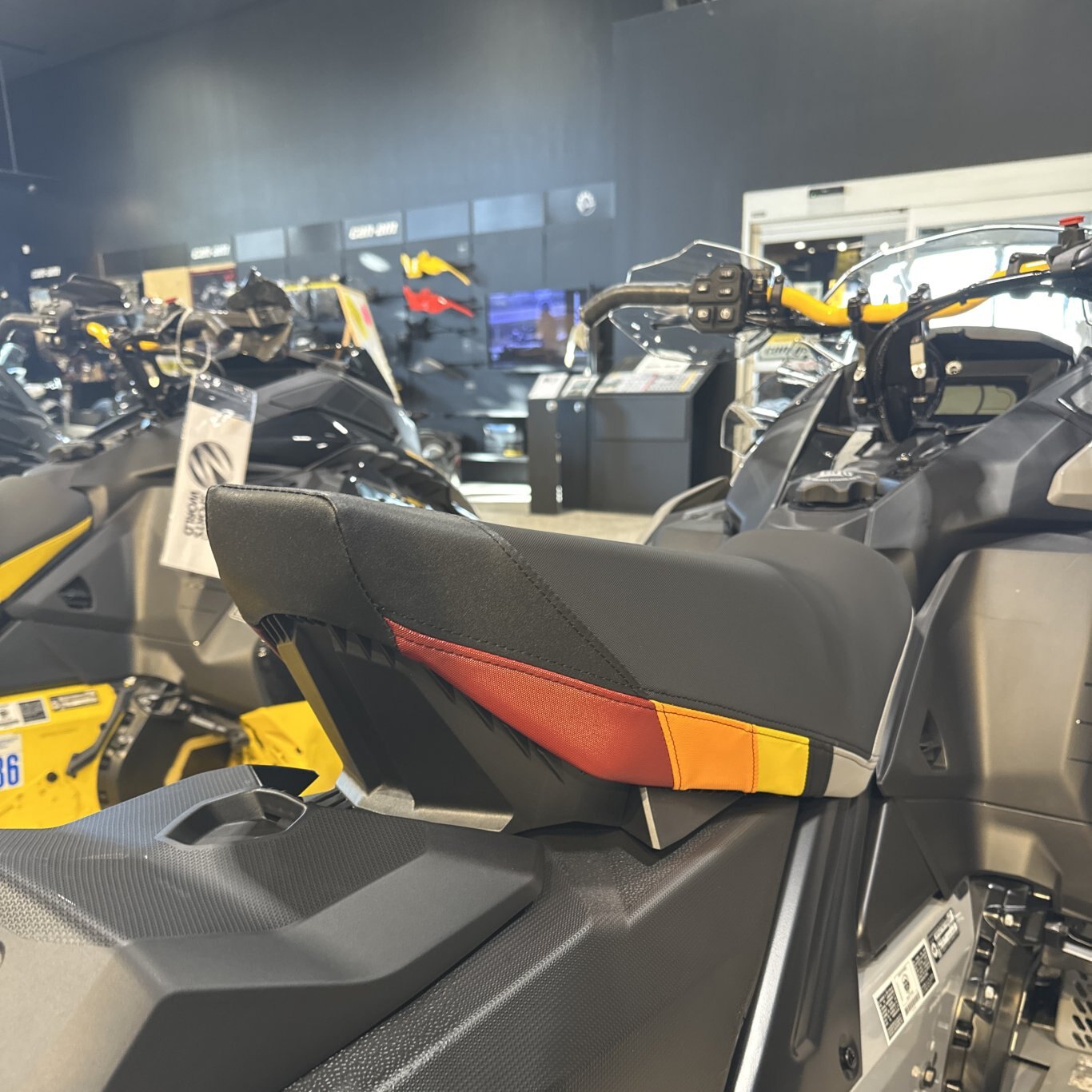 2026 Ski Doo MXZ Adrenaline with Blizzard Package Rotax® 850 E TEC