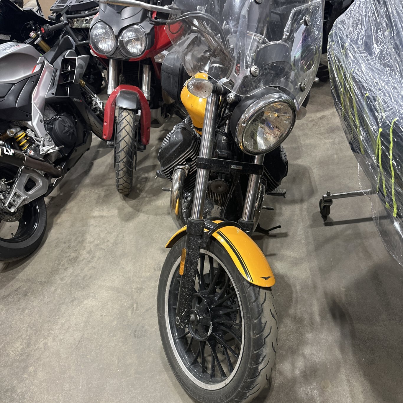 2017 Moto Guzzi V9 Roamer