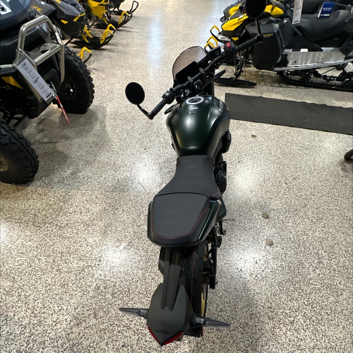 2026 Suzuki GSX 8TT Pearl Mat Shadow Green (QU5)