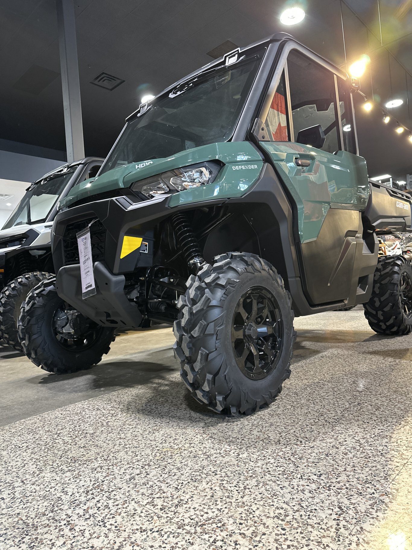 2026 Can-Am Defender DPS CAB HD10 Compass Green | B3410 | BRP