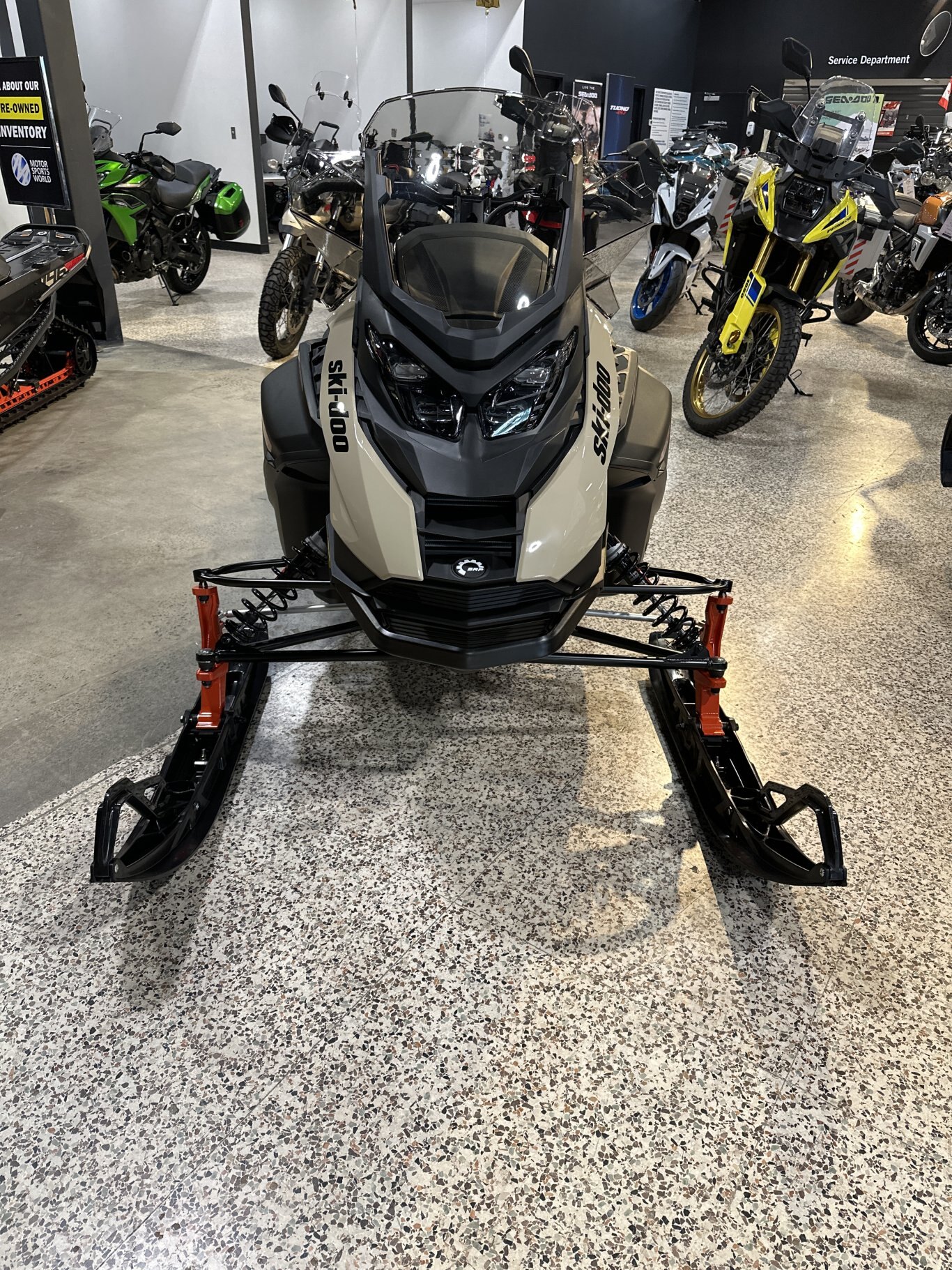 2027 Ski Doo Renegade Adrenaline Rotax® 900 ACE™ Turbo R Arctic Desert