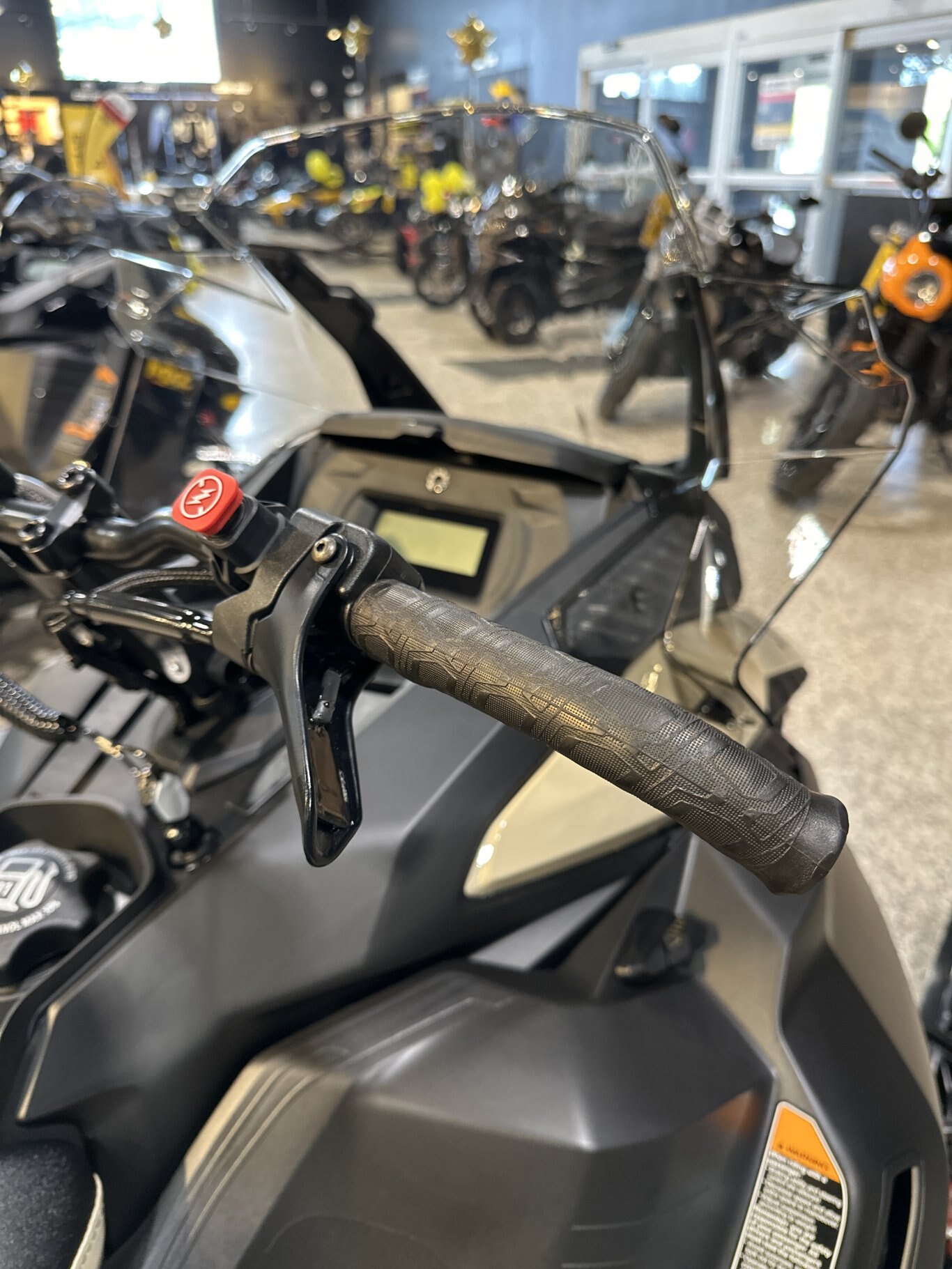 2027 Ski Doo Renegade Adrenaline Rotax® 900 ACE™ Turbo R Arctic Desert