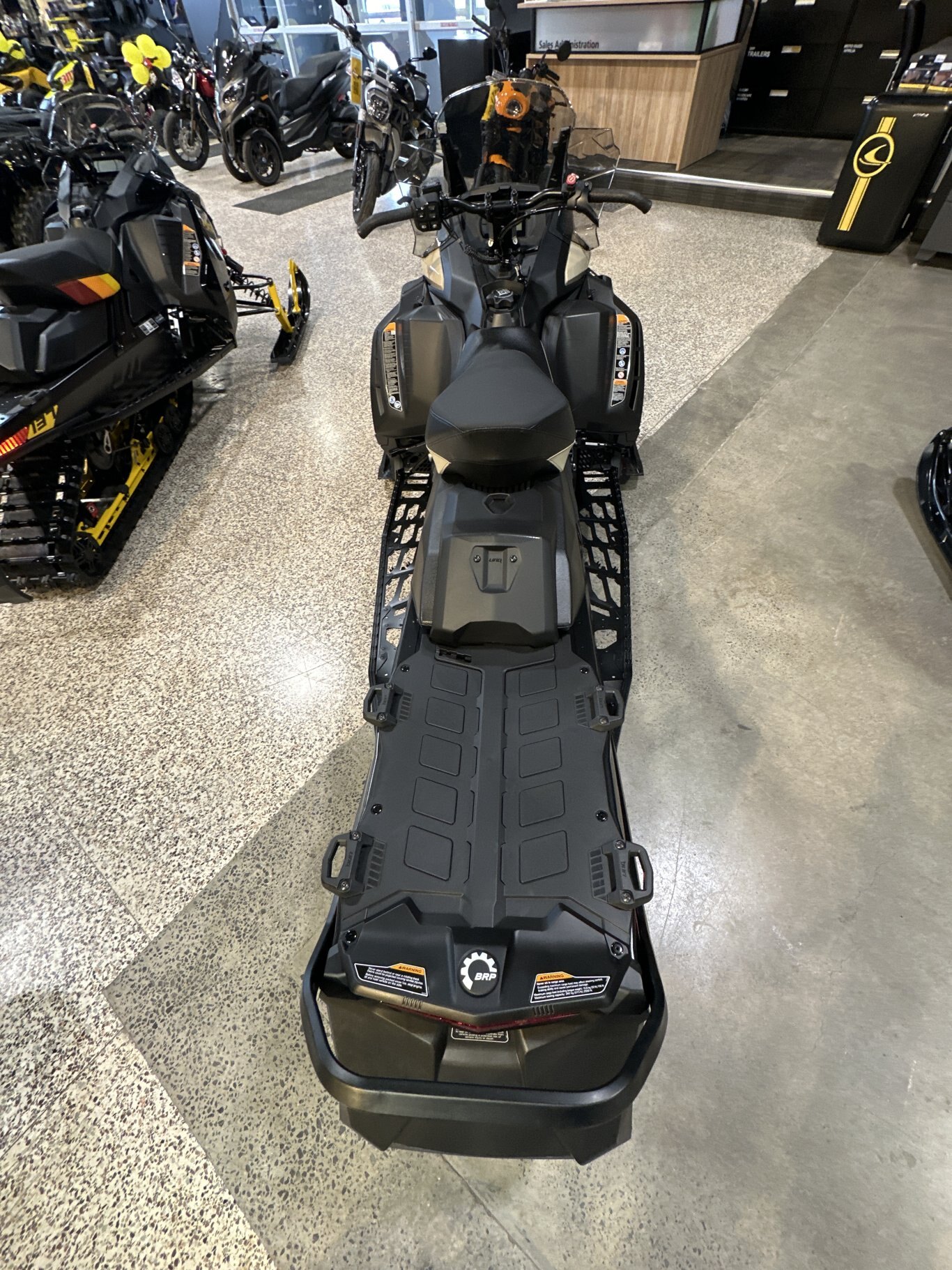 2027 Ski Doo Renegade Adrenaline Rotax® 900 ACE™ Turbo R Arctic Desert