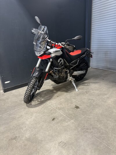 2023 Aprilia Tuareg 660 Martian Red