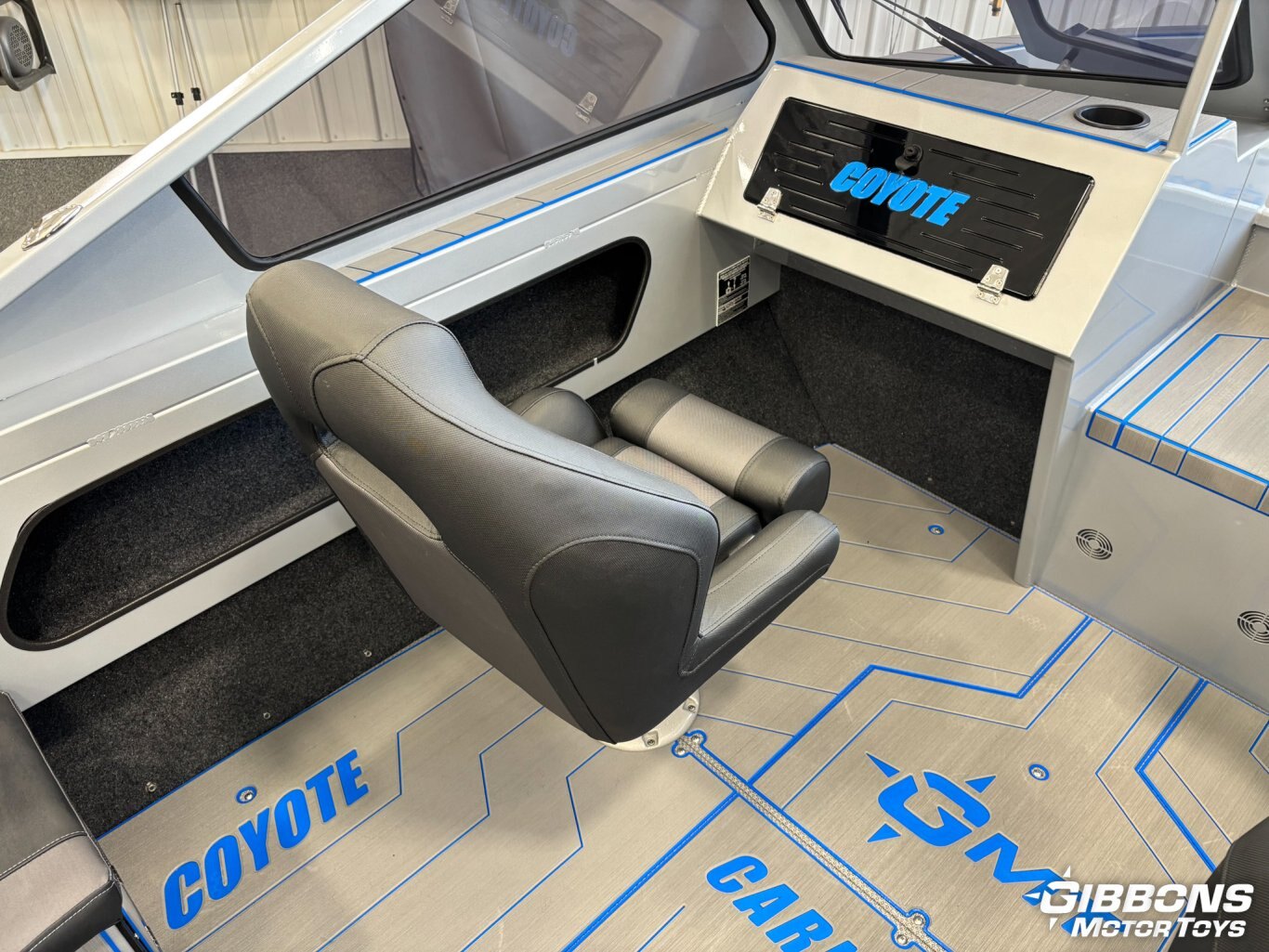 2023 Coyote 200 Carnivore Rear Bench