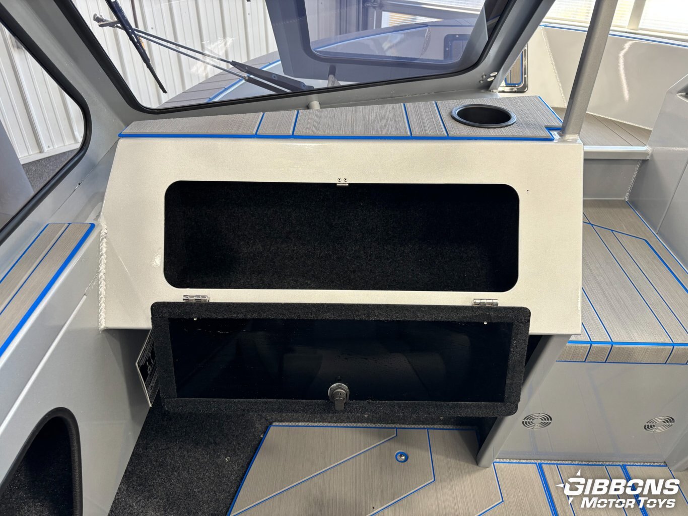 2023 Coyote 200 Carnivore Rear Bench