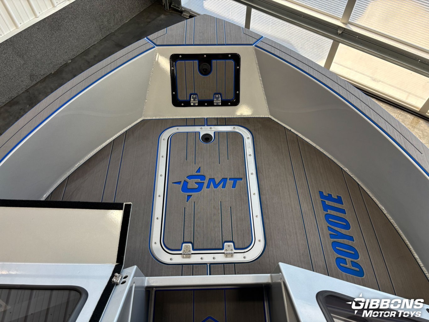 2023 Coyote 200 Carnivore Rear Bench