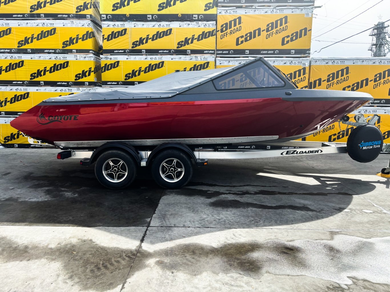 2024 Coyote 190 Predator Rear Bench