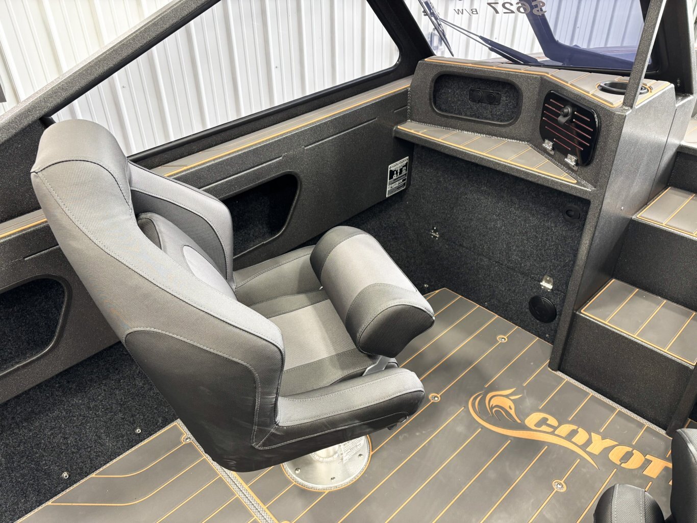 2024 Coyote 190 Predator Rear Bench