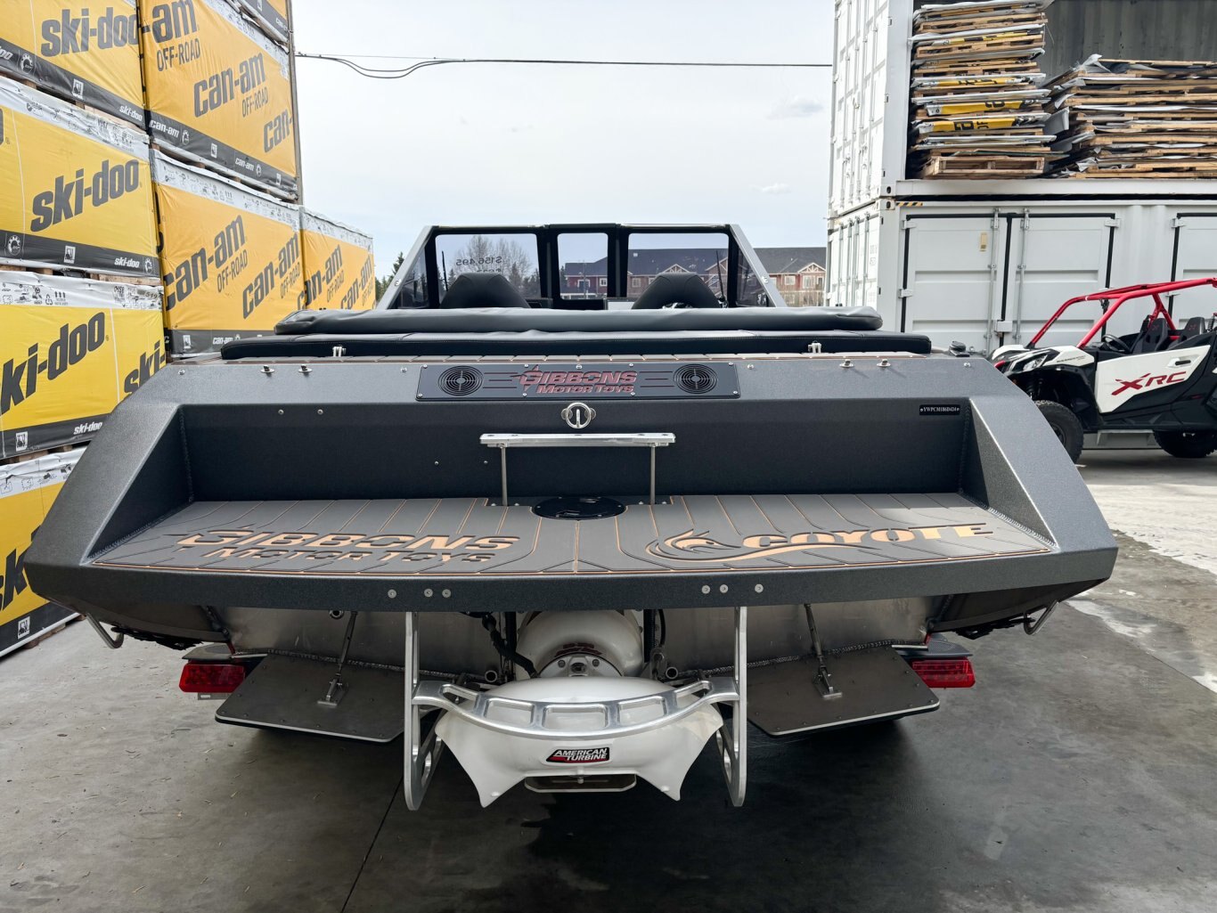 2024 Coyote 190 Predator Rear Bench