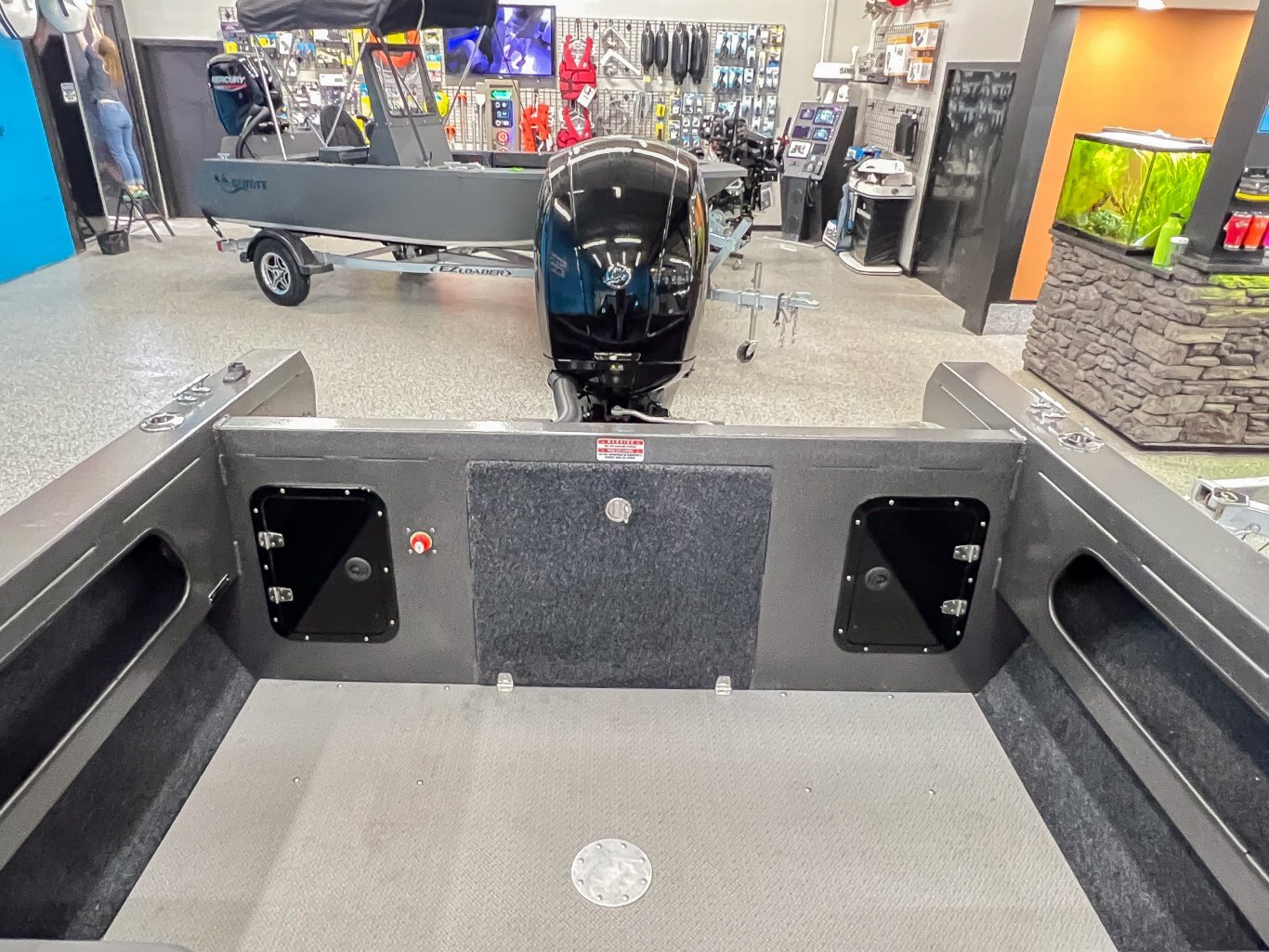 2024 Coyote 195 Laker